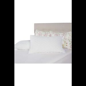 Home Reflections 2-Pack Hybrid Foam & Down Alt Pillows S/Q